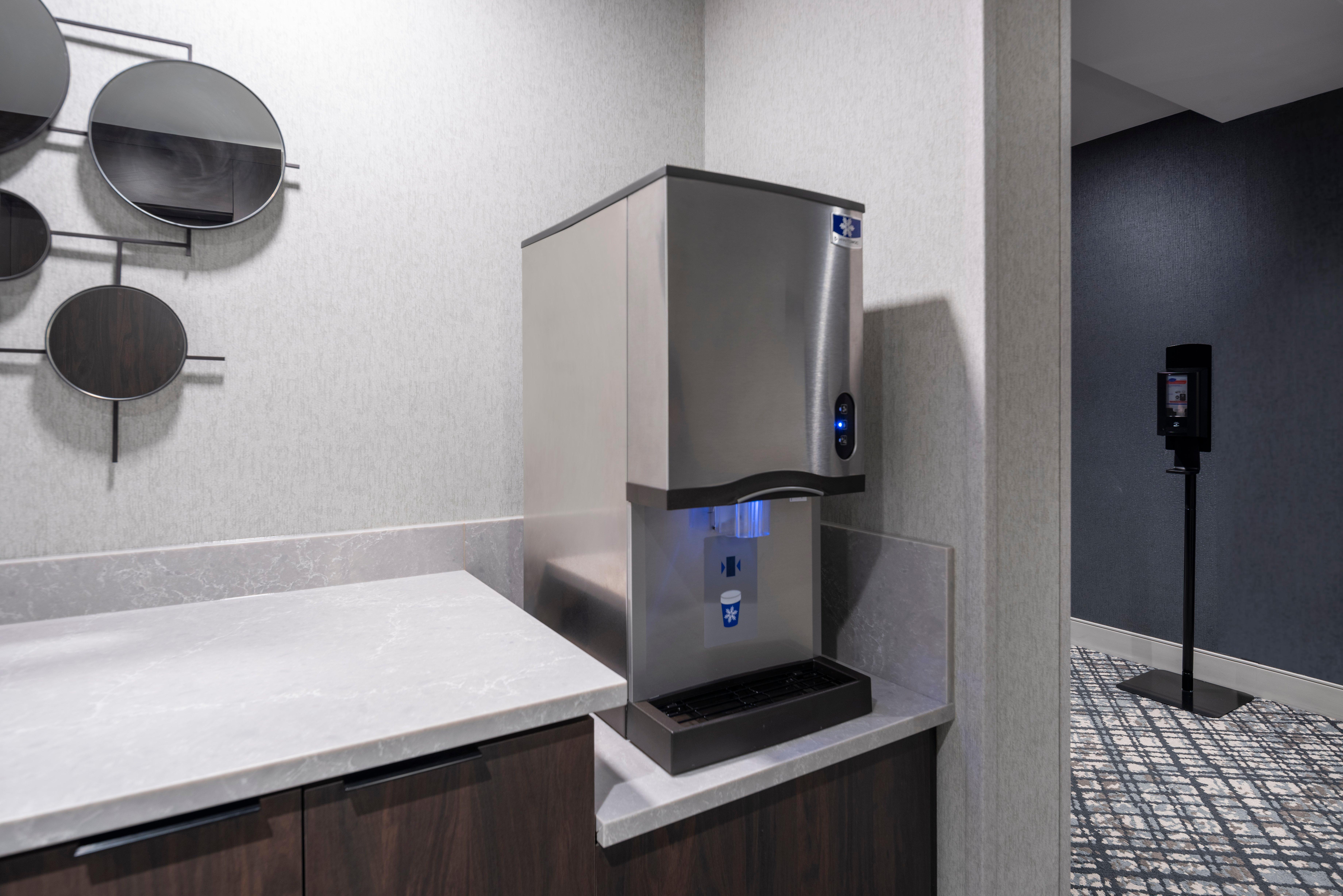 Holiday Inn Express - Boston Logan Airport - Revere By Ihg Екстер'єр фото