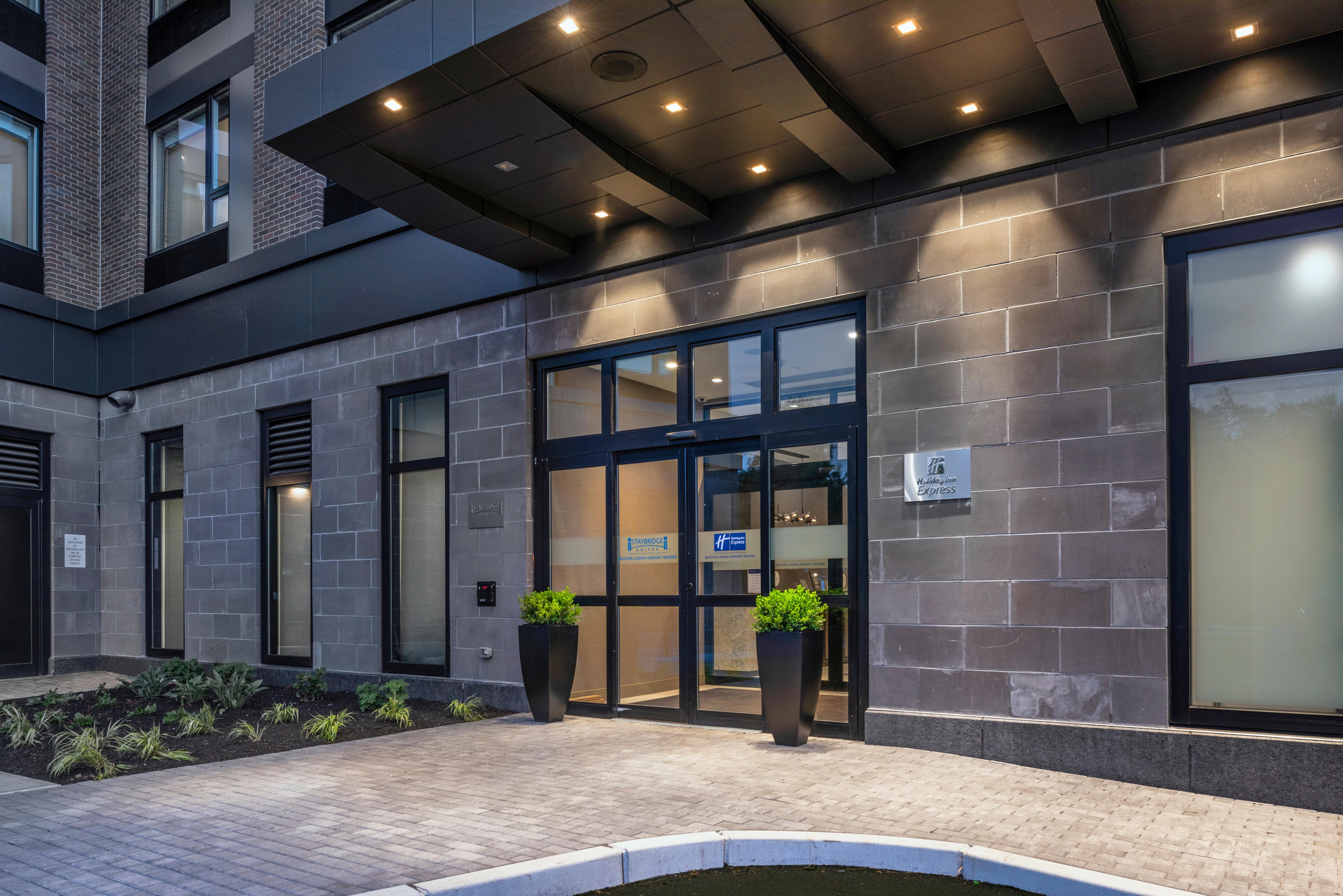 Holiday Inn Express - Boston Logan Airport - Revere By Ihg Екстер'єр фото